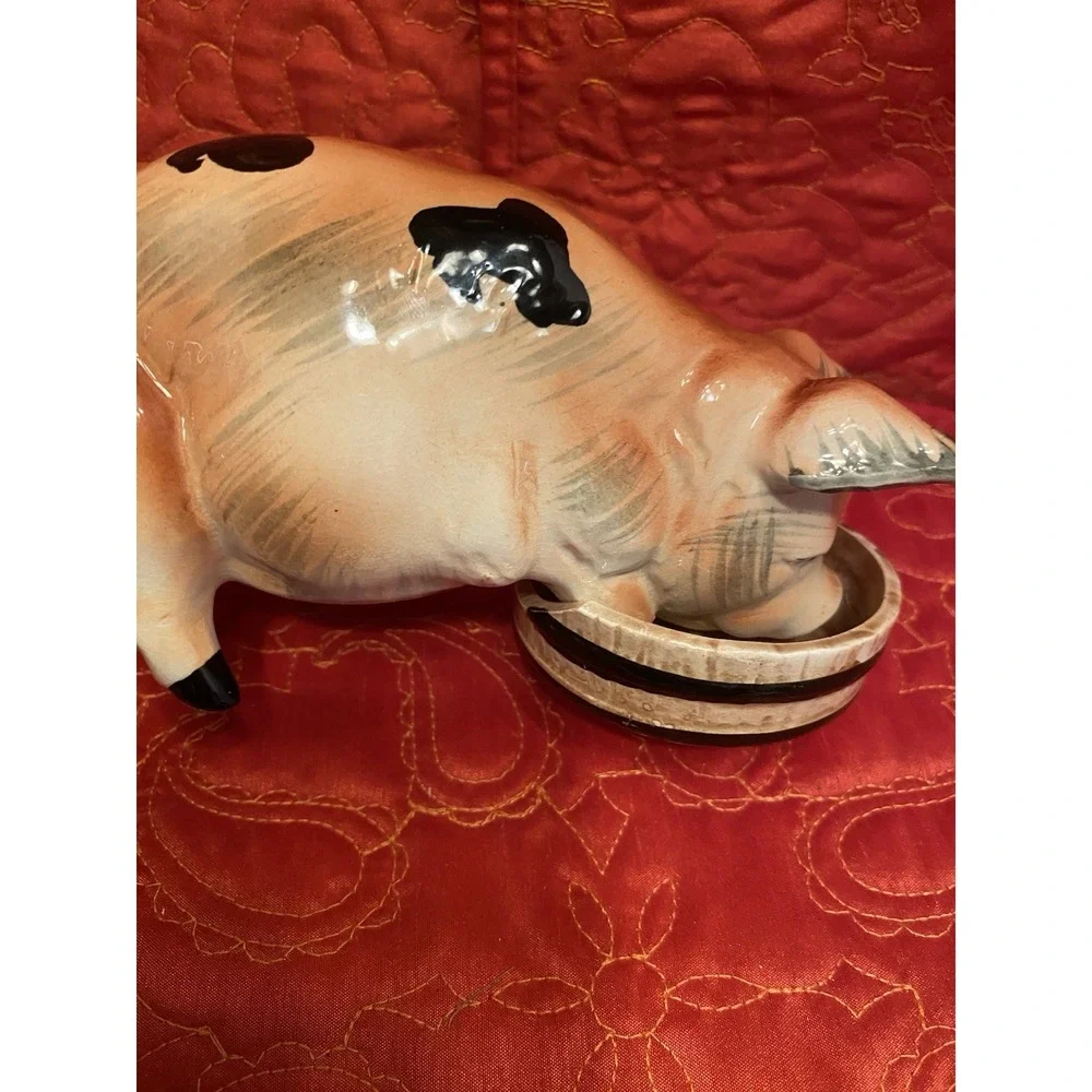 VTG Hungry Hog Eating Figurine‎ With Dish Chase JAPAN